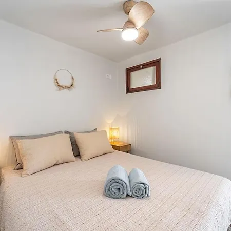 Little Shell By The Sea Holiday home Albufeira