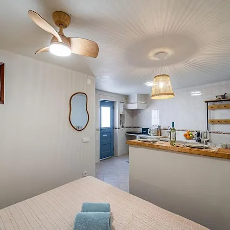 Little Shell By The Sea Holiday home Albufeira